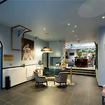 Mercure Hotel 4*