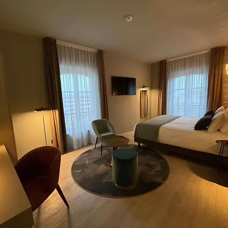 Mercure 酒店 4*